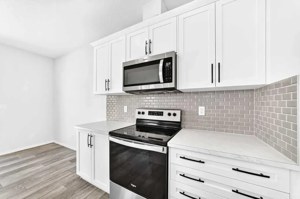 113 Cityspring Manor NE Calgary AB T3N1Z8