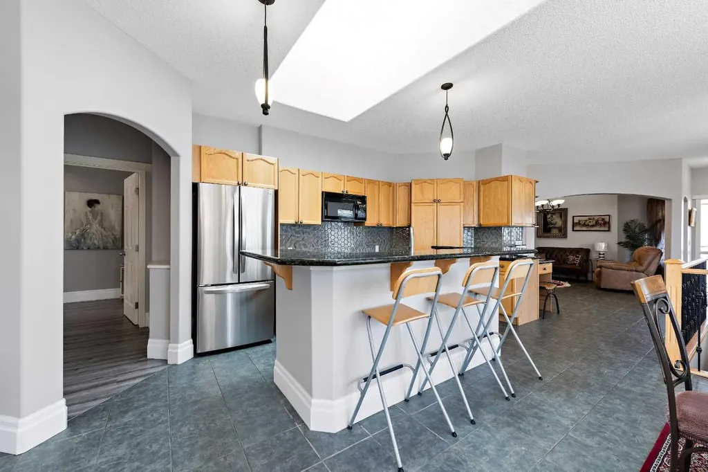 131 Invermere Close Chestermere AB T1X1L3
