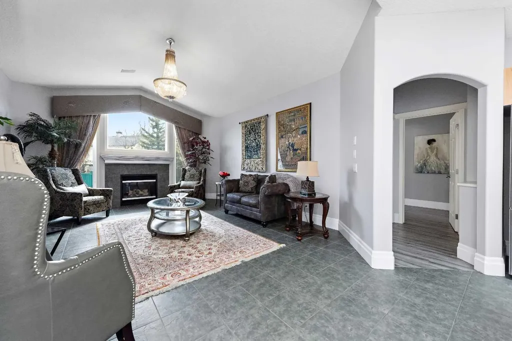 131 Invermere Close Chestermere AB T1X1L3