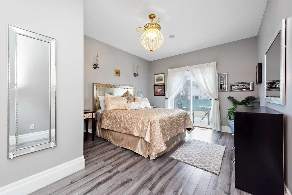 131 Invermere Close Chestermere AB T1X1L3