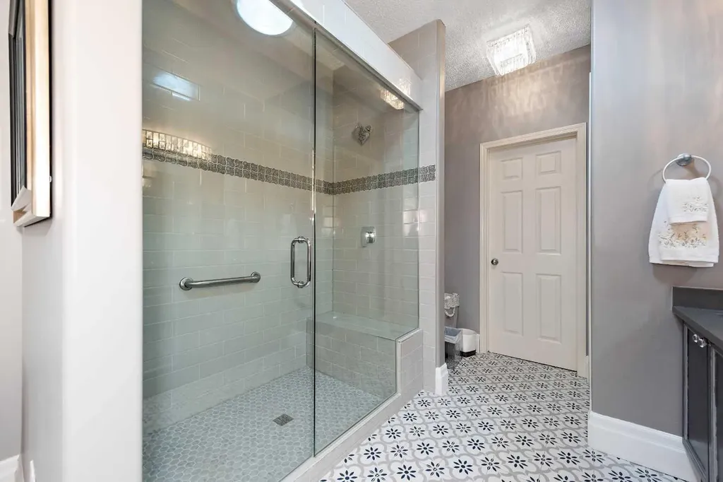 131 Invermere Close Chestermere AB T1X1L3