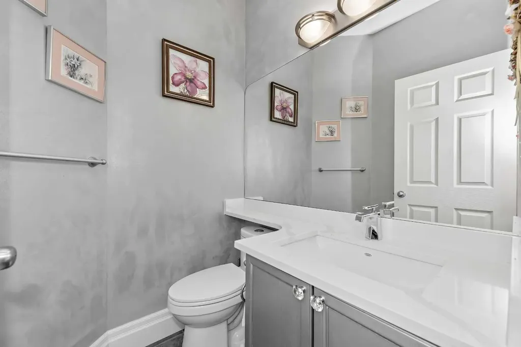 131 Invermere Close Chestermere AB T1X1L3