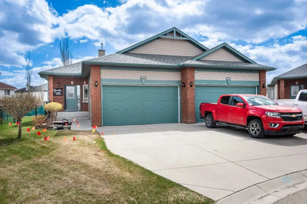 131 Invermere Close Chestermere AB T1X1L3