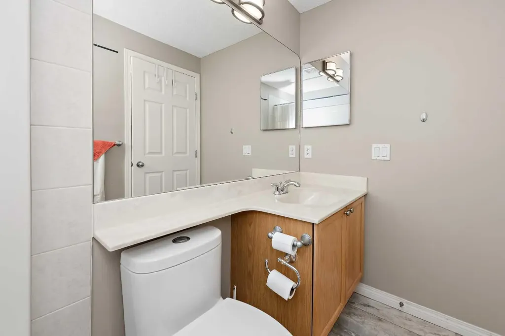 131 Invermere Close Chestermere AB T1X1L3
