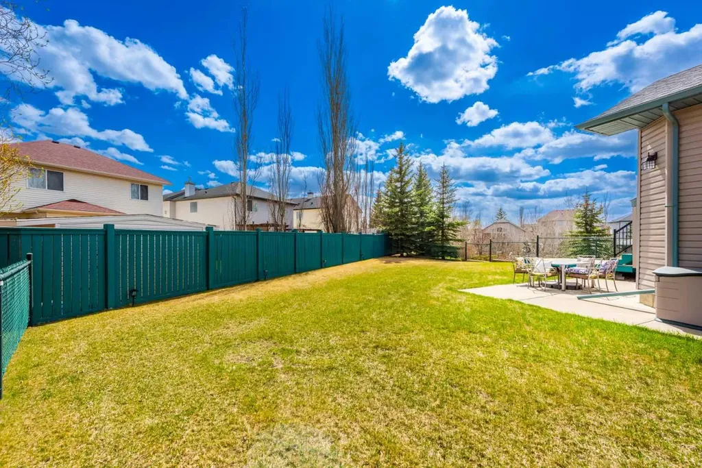 131 Invermere Close Chestermere AB T1X1L3