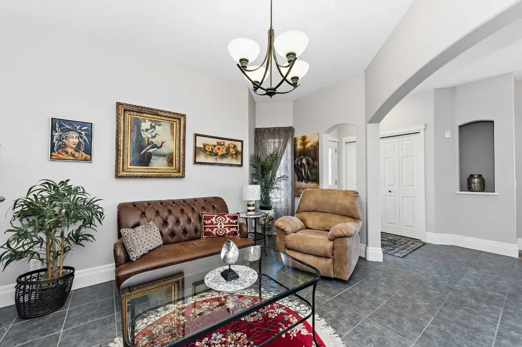 131 Invermere Close Chestermere AB T1X1L3