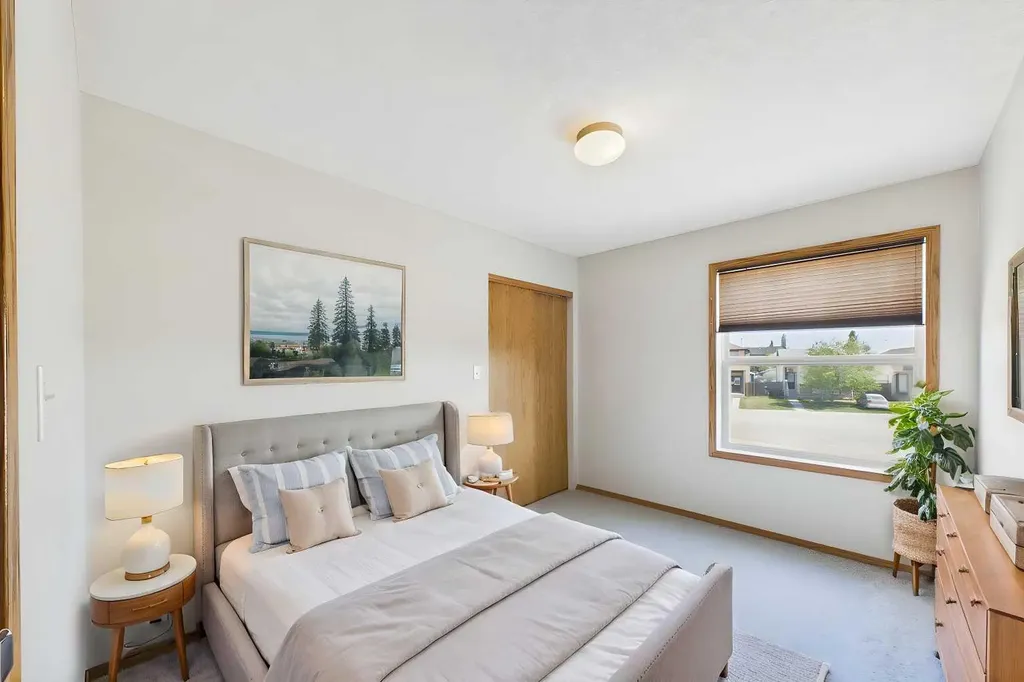 20 Jacobs Close Red Deer AB T4P4E1