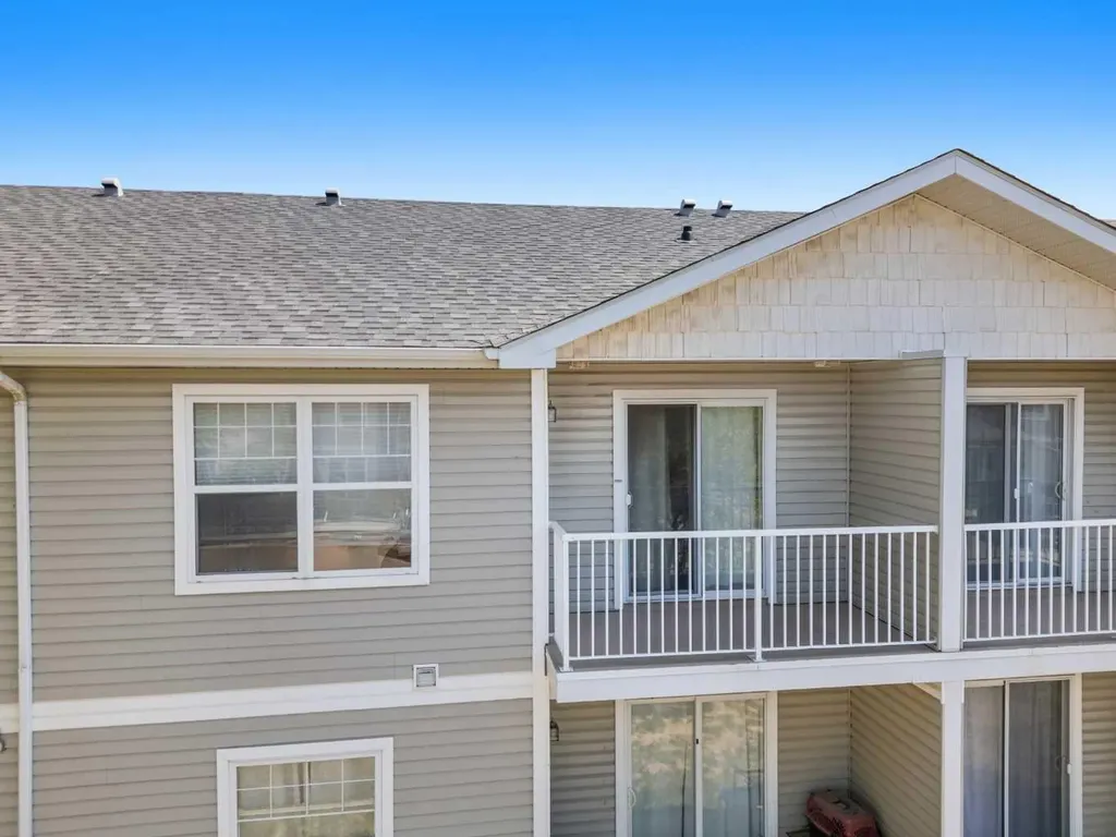20 Jacobs Close Red Deer AB T4P4E1