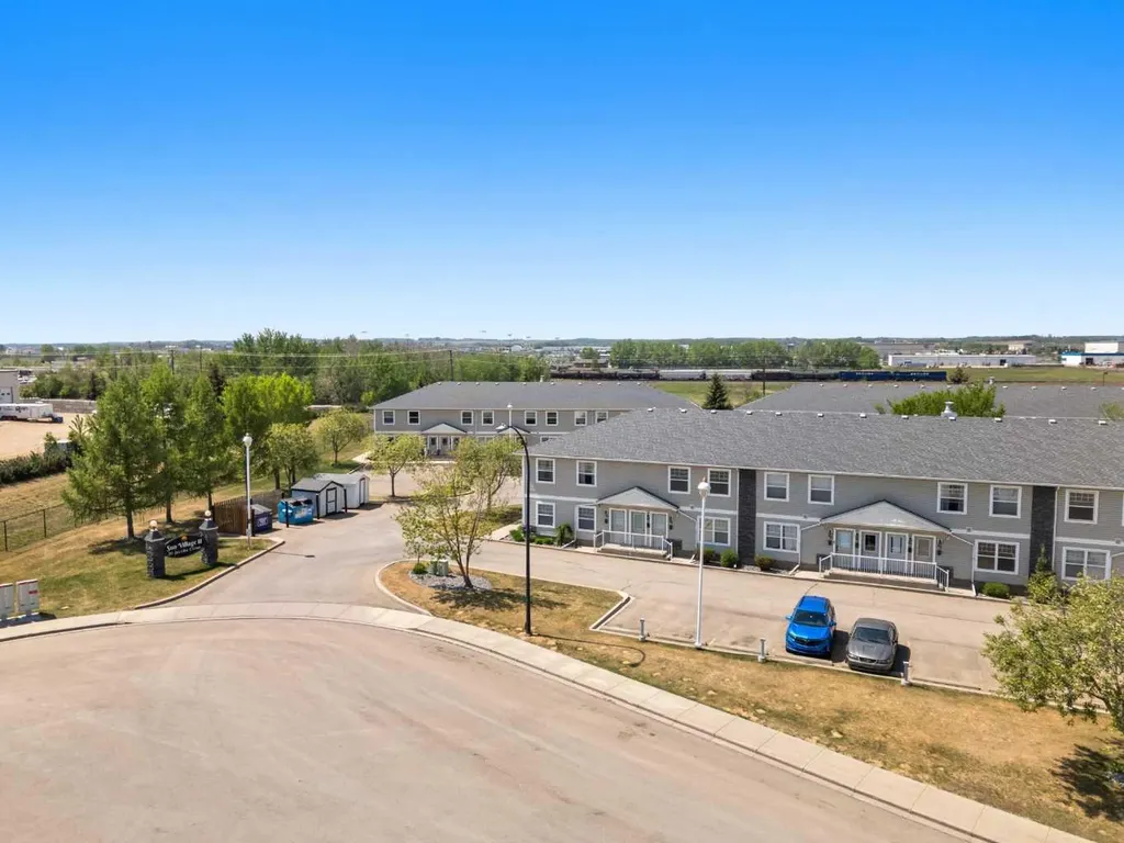 20 Jacobs Close Red Deer AB T4P4E1