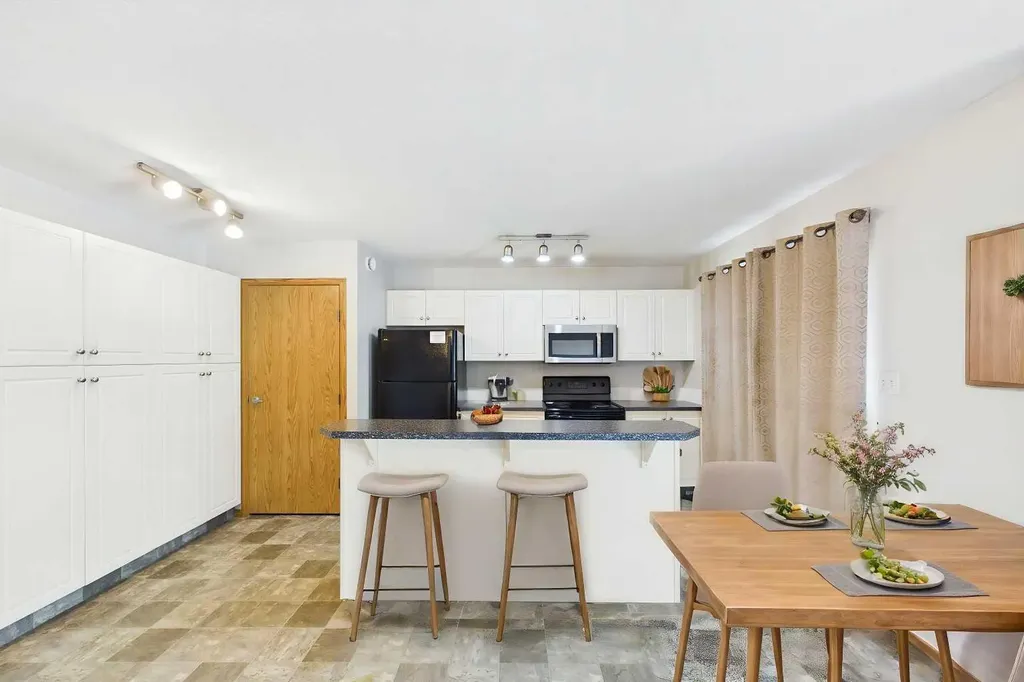 20 Jacobs Close Red Deer AB T4P4E1