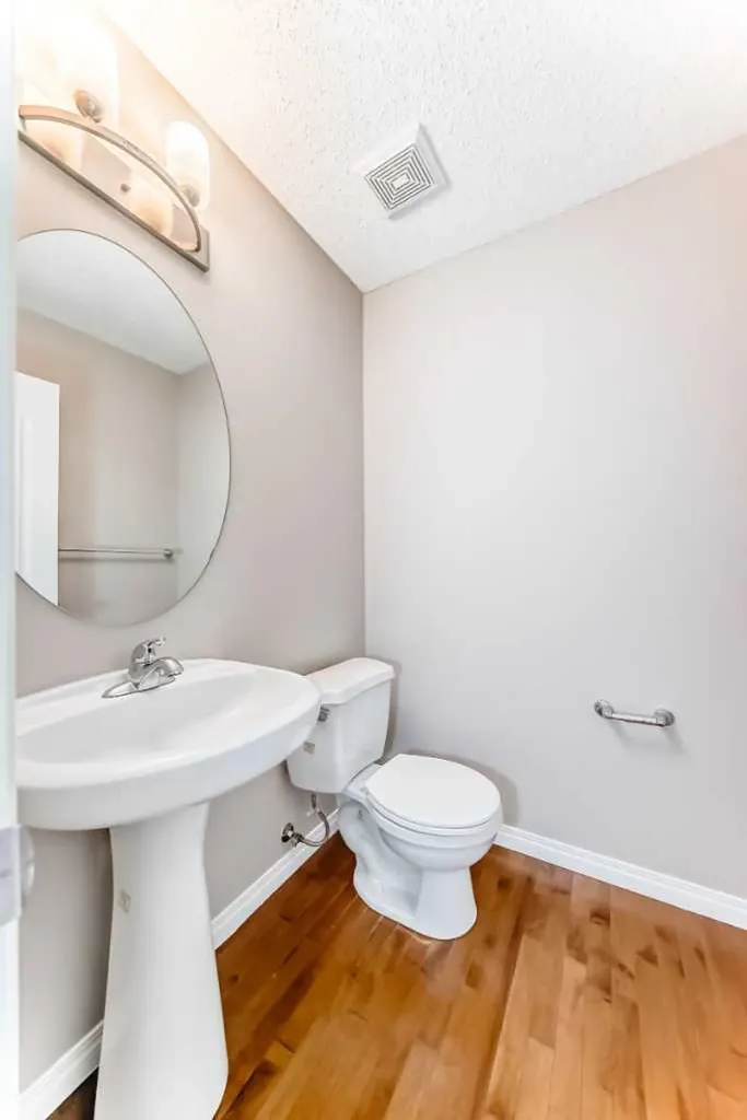 8407 Saddlebrook Drive NE Calgary AB T3J0P9