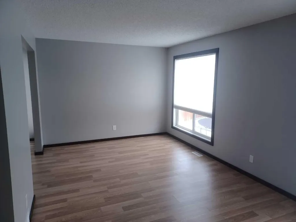 5425 Pensacola Crescent SE Calgary AB T2A 2G7