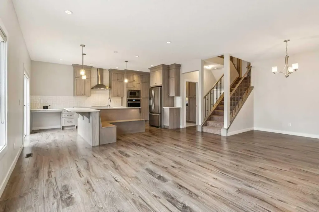 118 Saddlestone Park NE Calgary AB T3J 0Z4