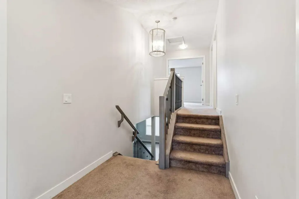 118 Saddlestone Park NE Calgary AB T3J 0Z4