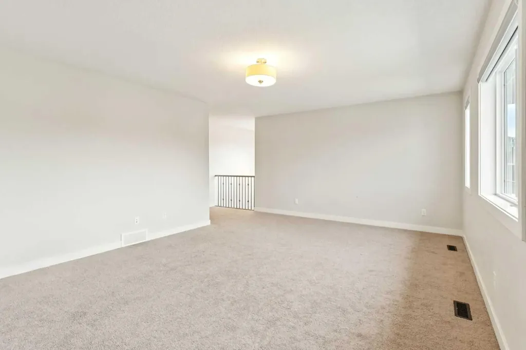 118 Saddlestone Park NE Calgary AB T3J 0Z4