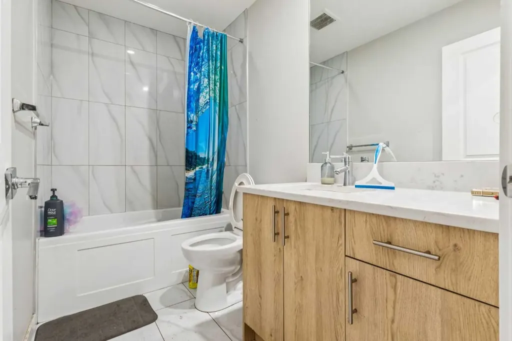 118 Saddlestone Park NE Calgary AB T3J 0Z4