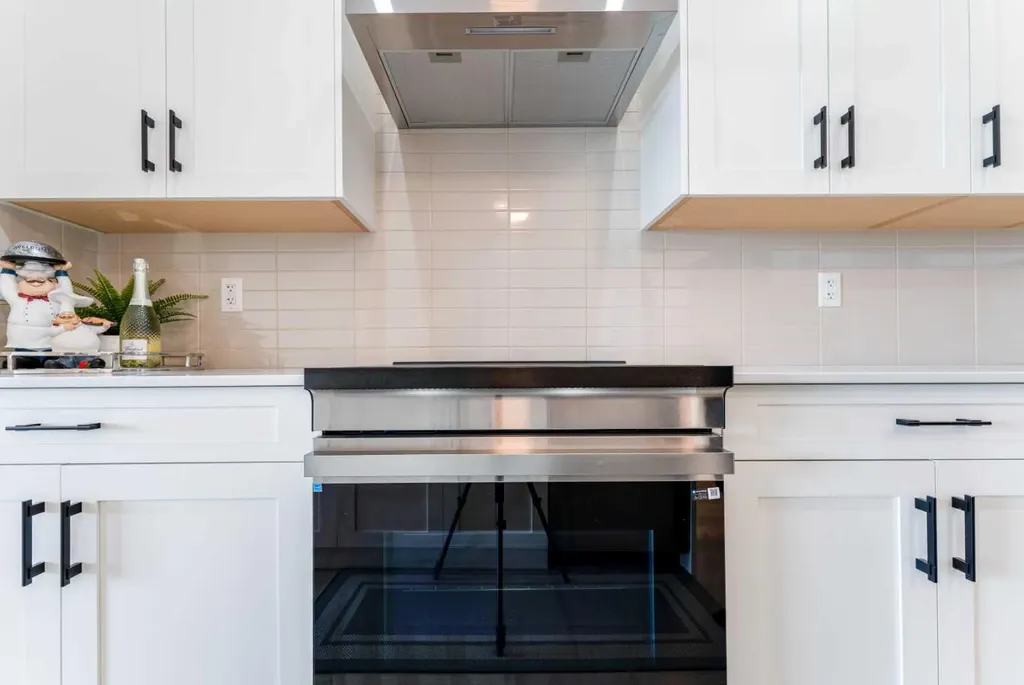 1802 Mahogany Boulevard SE Calgary AB T3M 4A5