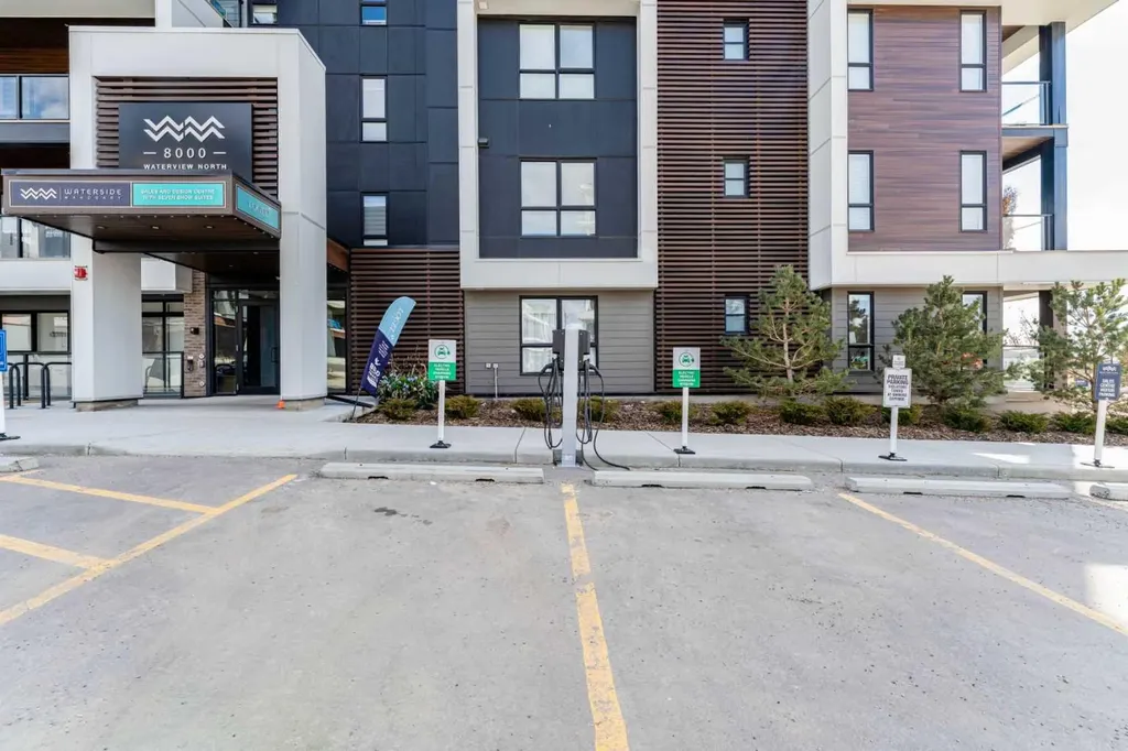 1802 Mahogany Boulevard SE Calgary AB T3M 4A5