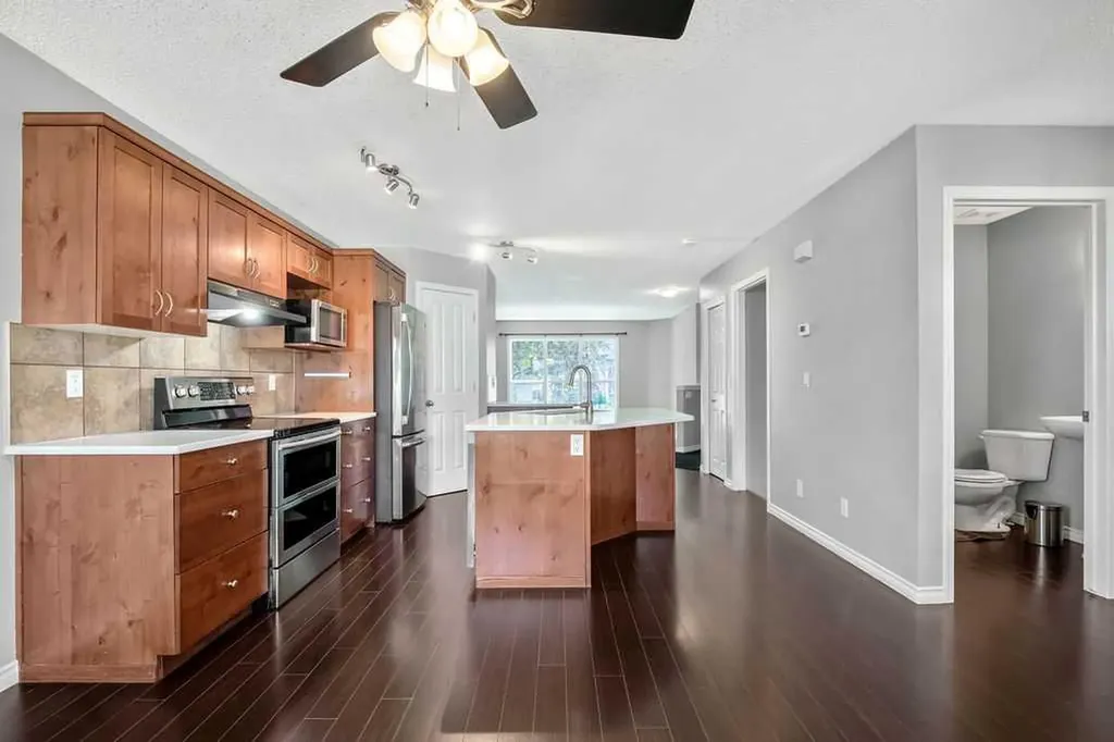 159 Cranberry Green SE Calgary AB T3M 1L3