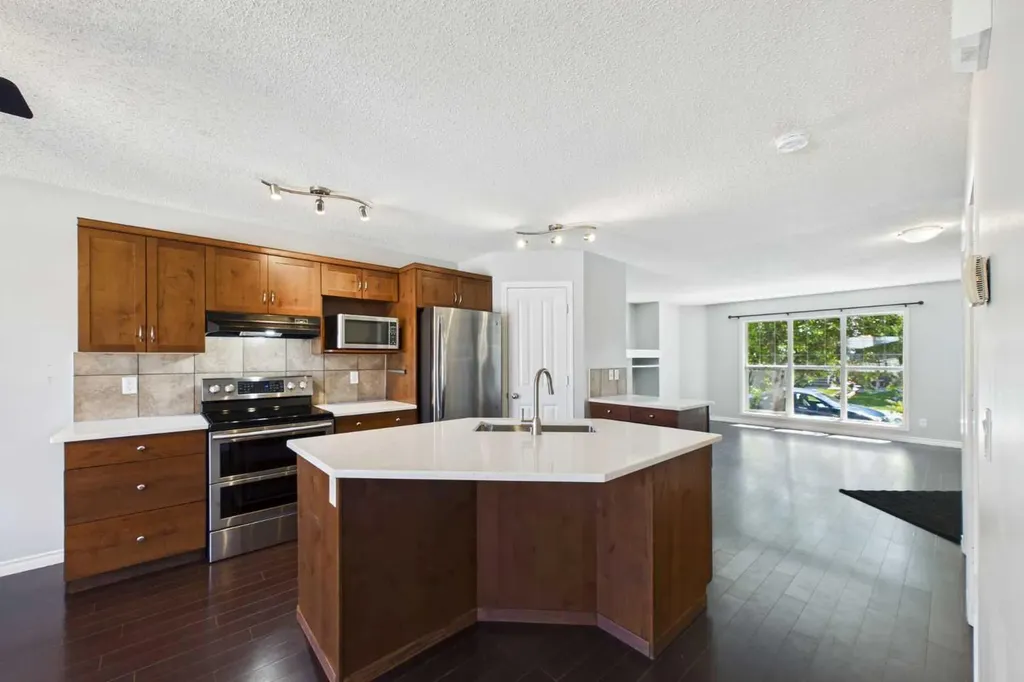 159 Cranberry Green SE Calgary AB T3M 1L3