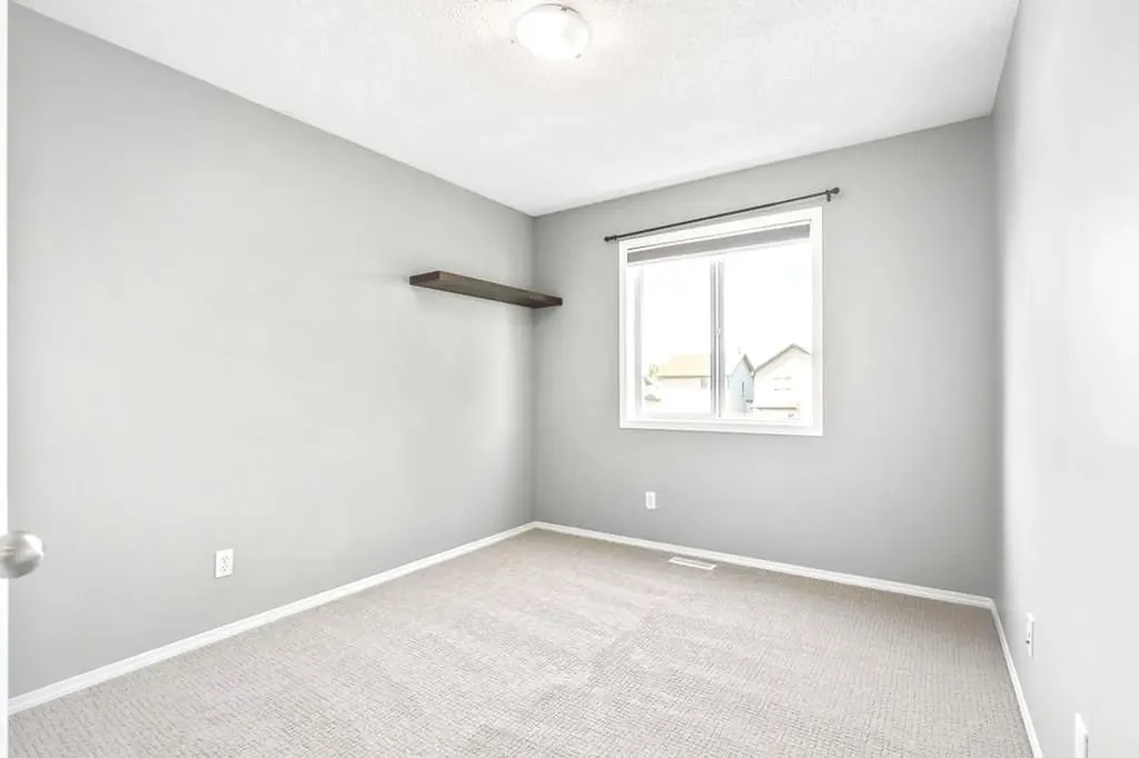 159 Cranberry Green SE Calgary AB T3M 1L3