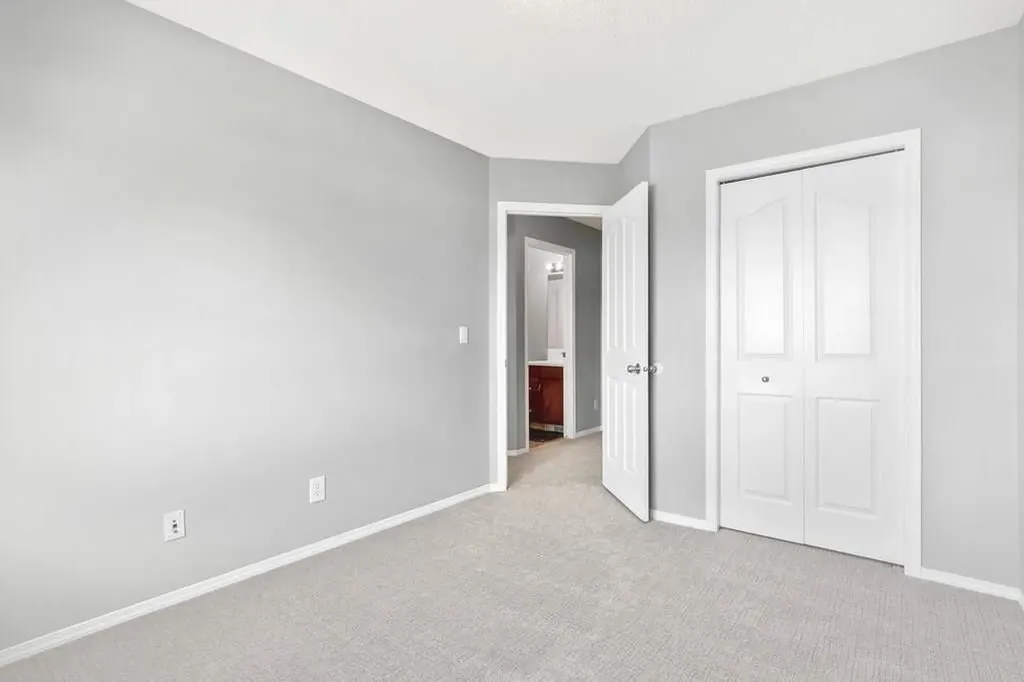 159 Cranberry Green SE Calgary AB T3M 1L3