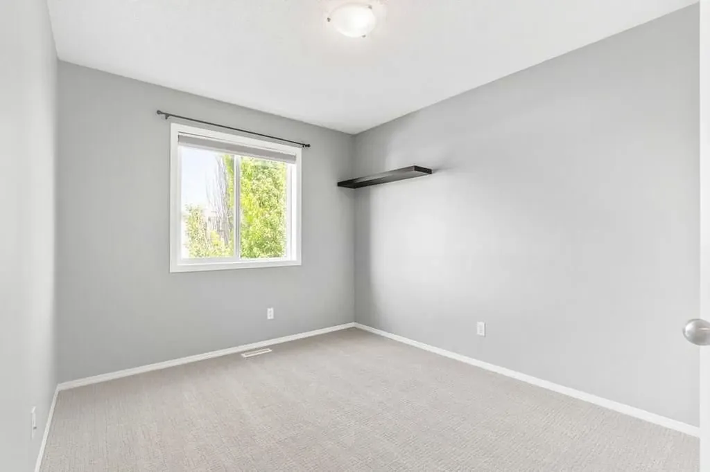 159 Cranberry Green SE Calgary AB T3M 1L3