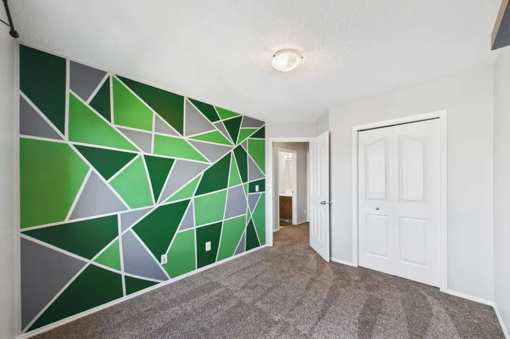 159 Cranberry Green SE Calgary AB T3M 1L3