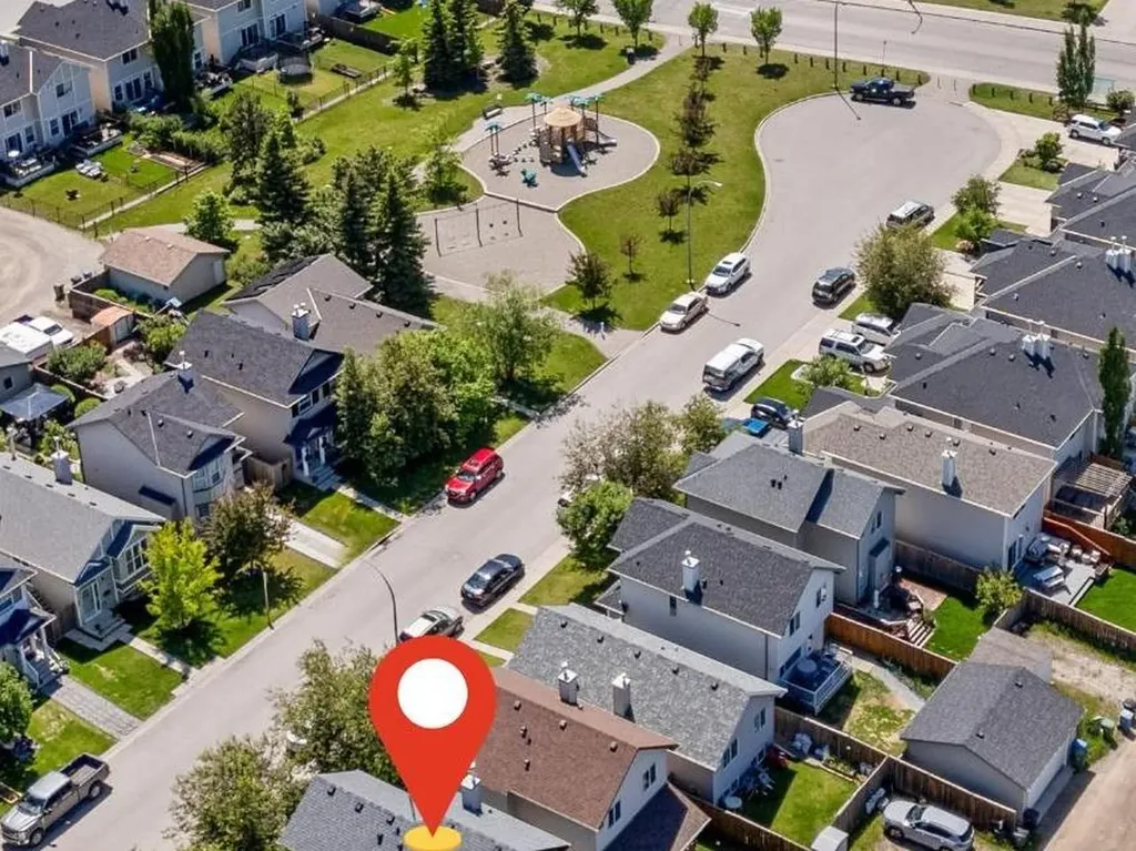 159 Cranberry Green SE Calgary AB T3M 1L3