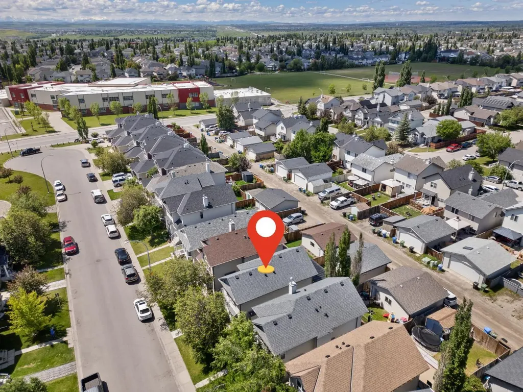 159 Cranberry Green SE Calgary AB T3M 1L3