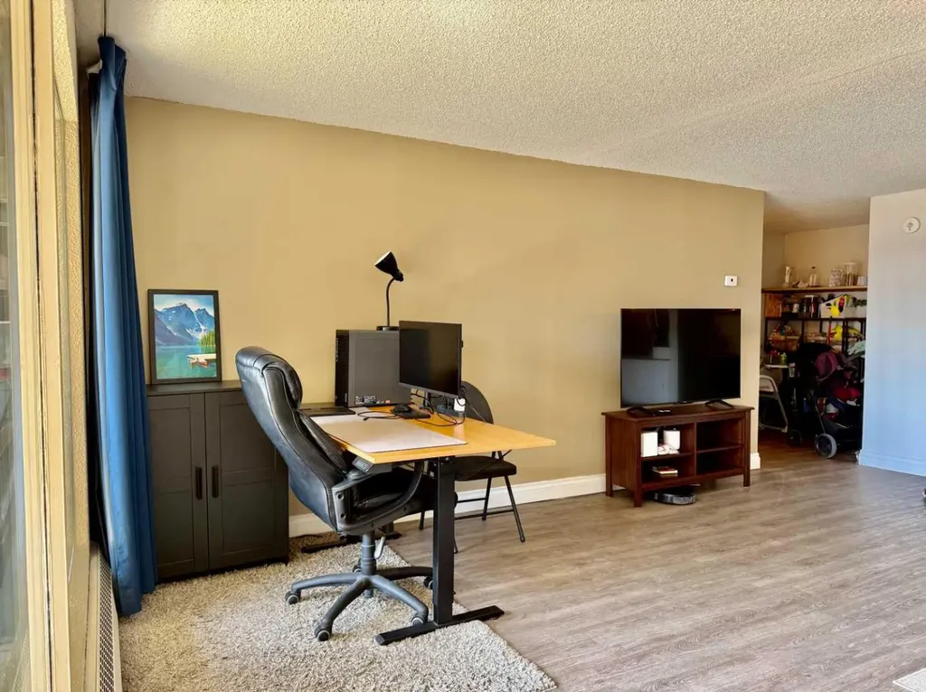 221 6 Avenue SE Calgary AB T3G 4Z9