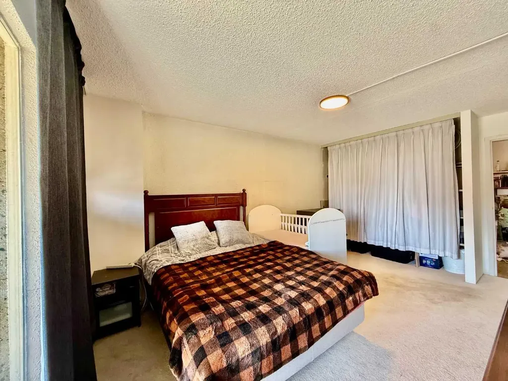 221 6 Avenue SE Calgary AB T3G 4Z9