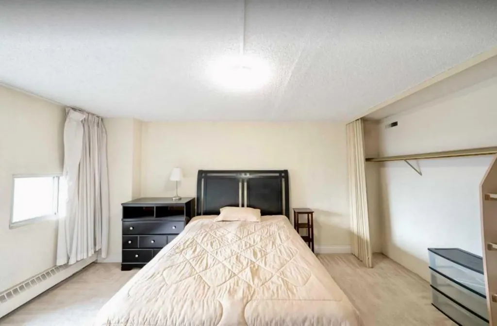 221 6 Avenue SE Calgary AB T3G 4Z9