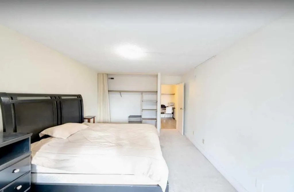 221 6 Avenue SE Calgary AB T3G 4Z9