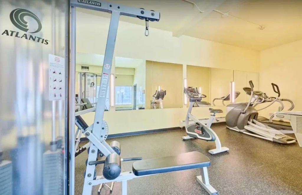 221 6 Avenue SE Calgary AB T3G 4Z9
