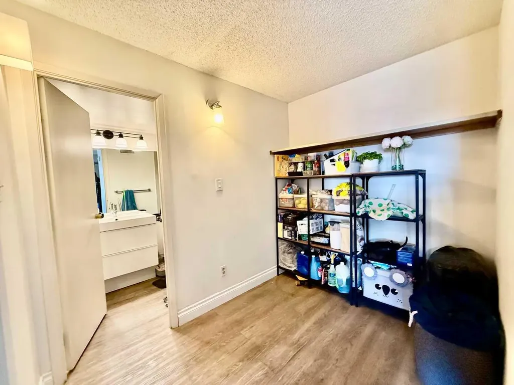 221 6 Avenue SE Calgary AB T3G 4Z9