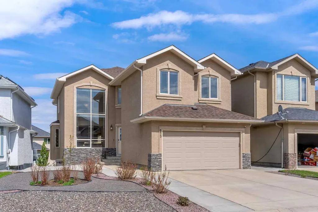 273 Everglade Circle SW Calgary AB T2Y 4M8