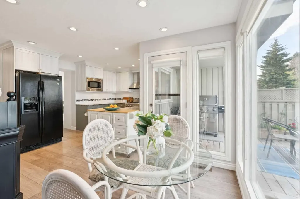 20 Midpark Crescent SE Calgary AB T2X 1P3