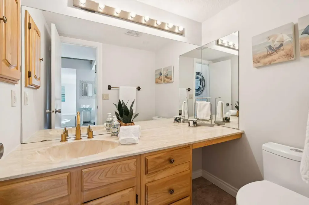 20 Midpark Crescent SE Calgary AB T2X 1P3