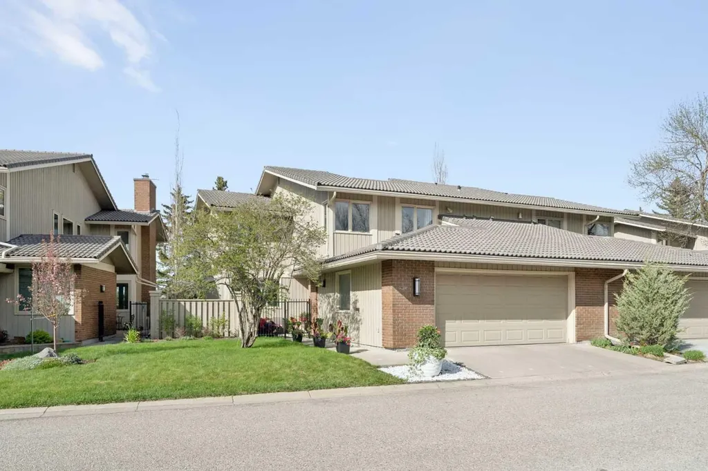 20 Midpark Crescent SE Calgary AB T2X 1P3