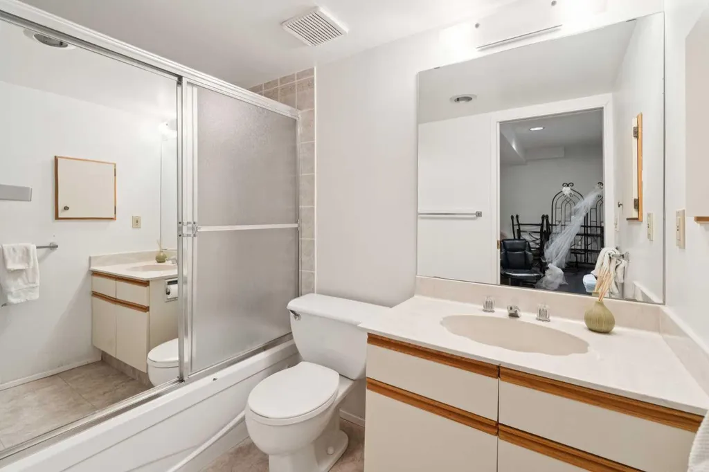 20 Midpark Crescent SE Calgary AB T2X 1P3