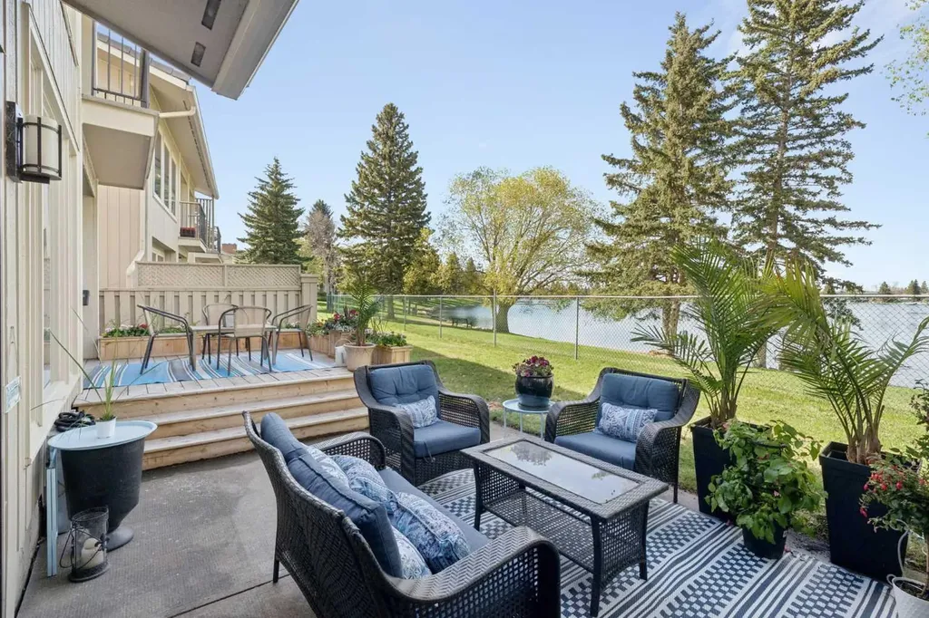 20 Midpark Crescent SE Calgary AB T2X 1P3