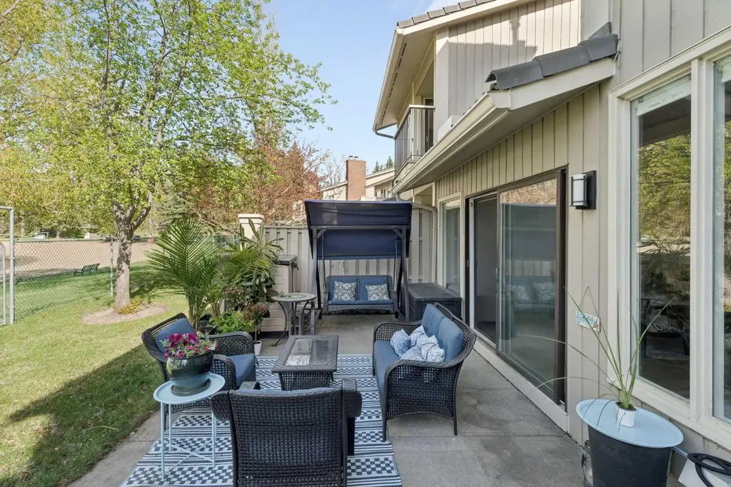 20 Midpark Crescent SE Calgary AB T2X 1P3