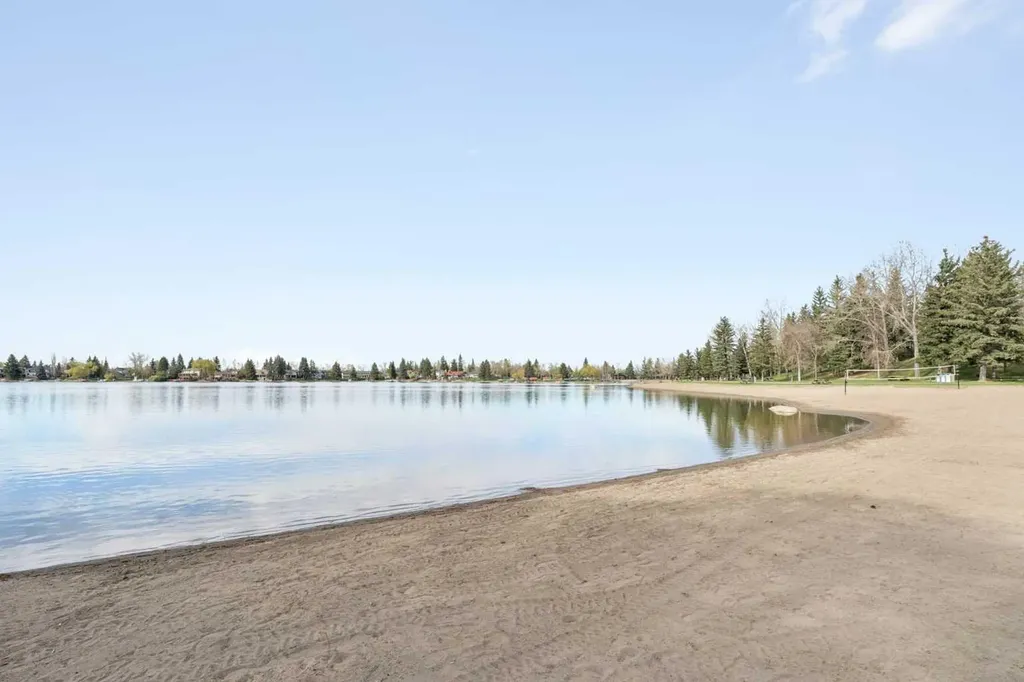 20 Midpark Crescent SE Calgary AB T2X 1P3