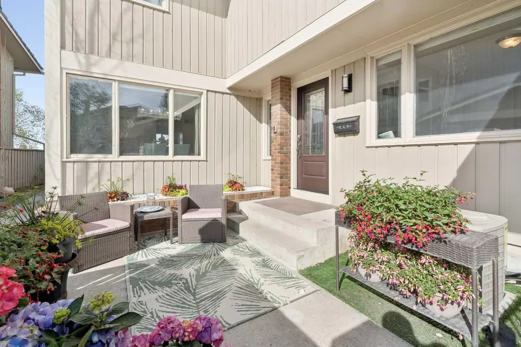 20 Midpark Crescent SE Calgary AB T2X 1P3