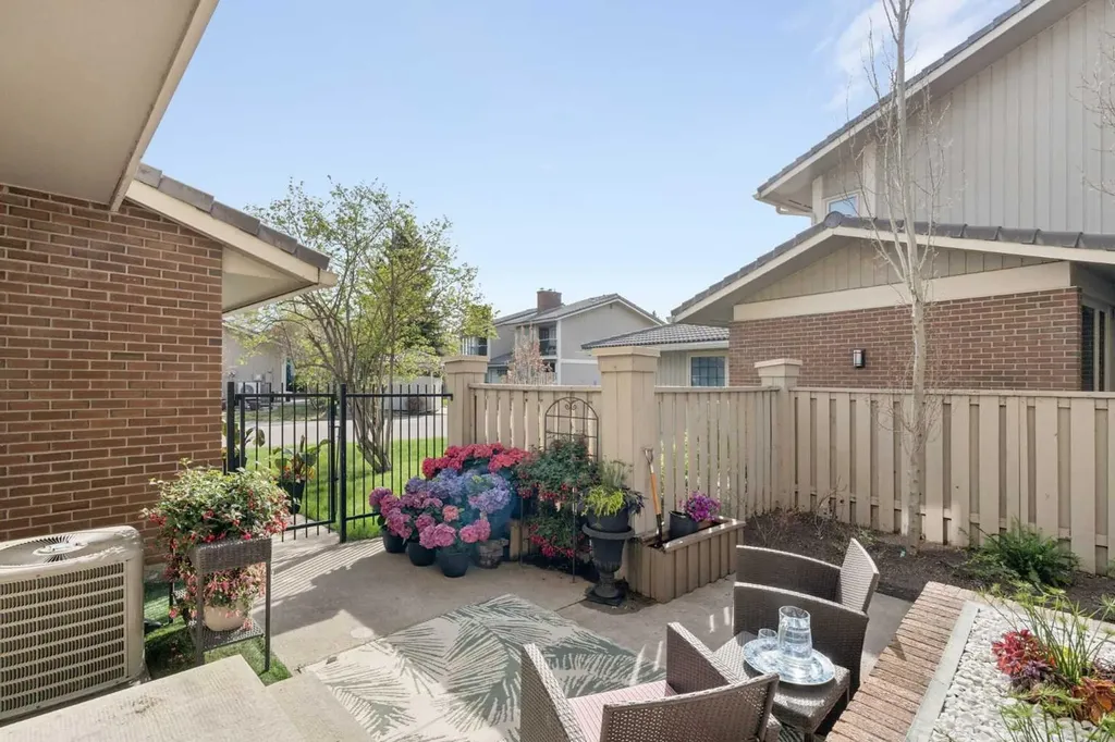 20 Midpark Crescent SE Calgary AB T2X 1P3