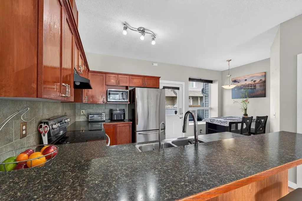 2005 Luxstone Boulevard SW Airdrie AB T4B 3J9