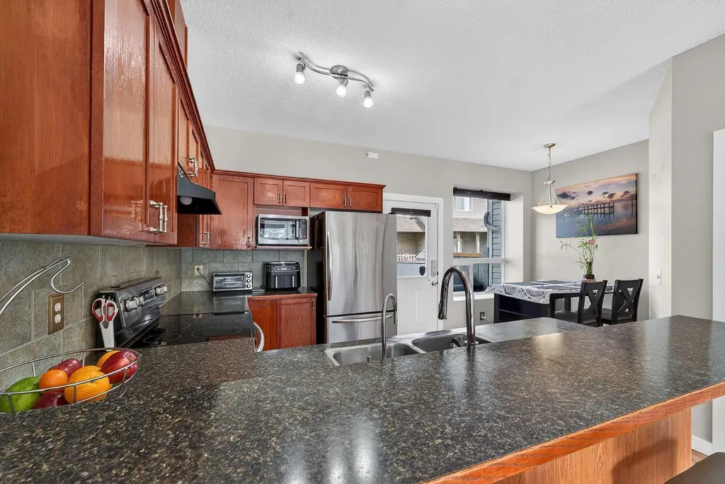 2005 Luxstone Boulevard SW Airdrie AB T4B 3J9