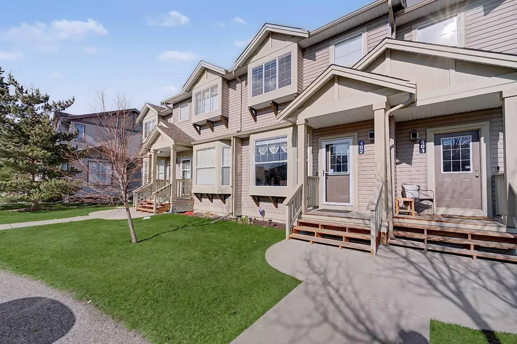 2005 Luxstone Boulevard SW Airdrie AB T4B 3J9