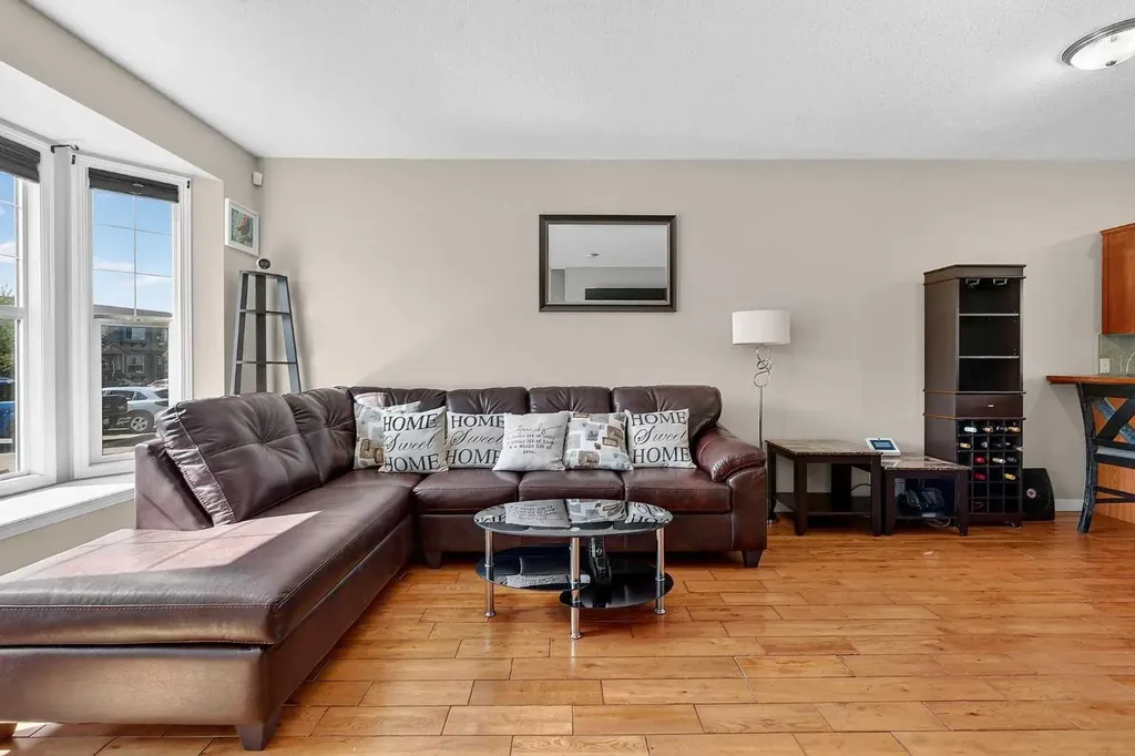 2005 Luxstone Boulevard SW Airdrie AB T4B 3J9